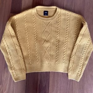 Sinsay sweater size small; mustard yellow